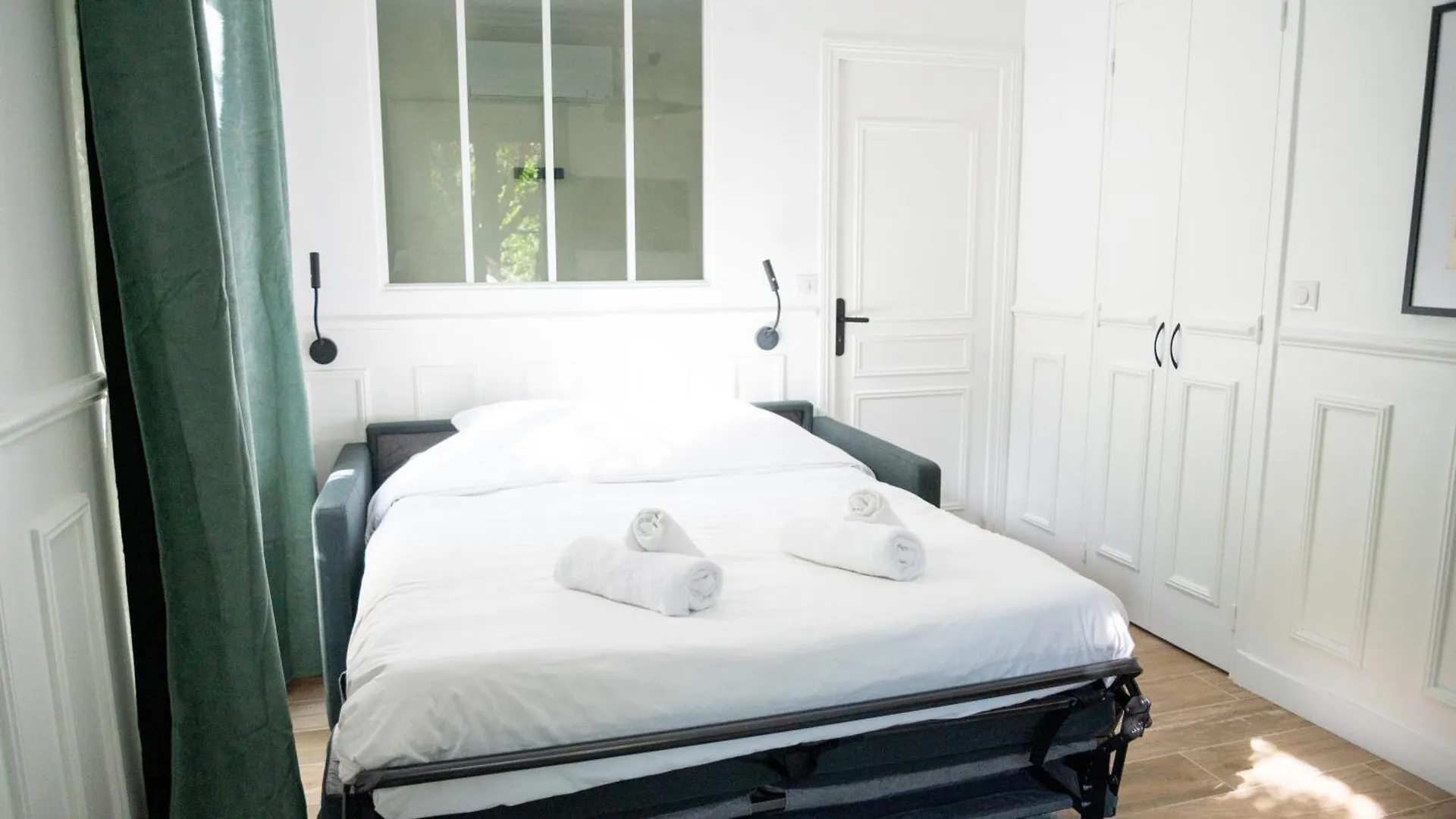 Cosy Suite With A Terrasse In A Calm Area Paris Homestay